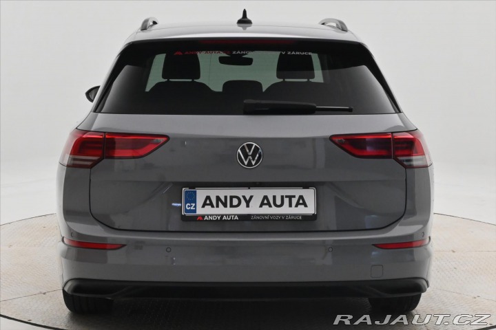 Volkswagen Golf 2,0 TDI 110 kW DSG Life Z 2021