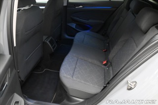 Volkswagen Golf 2,0 TDI 110 kW DSG Life Z 2021