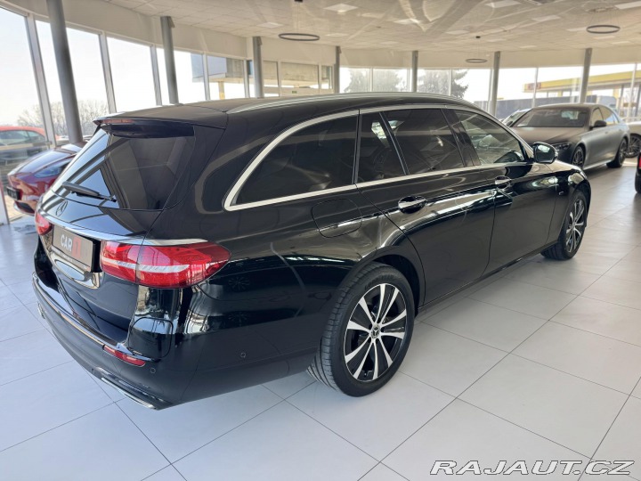 Mercedes-Benz E 300de 225kW*360k*REZERVAC 2020