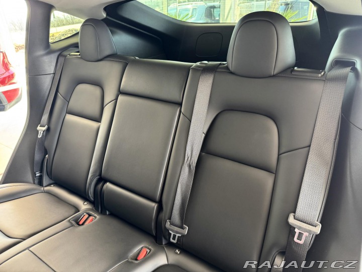 Tesla Ostatní modely  1800