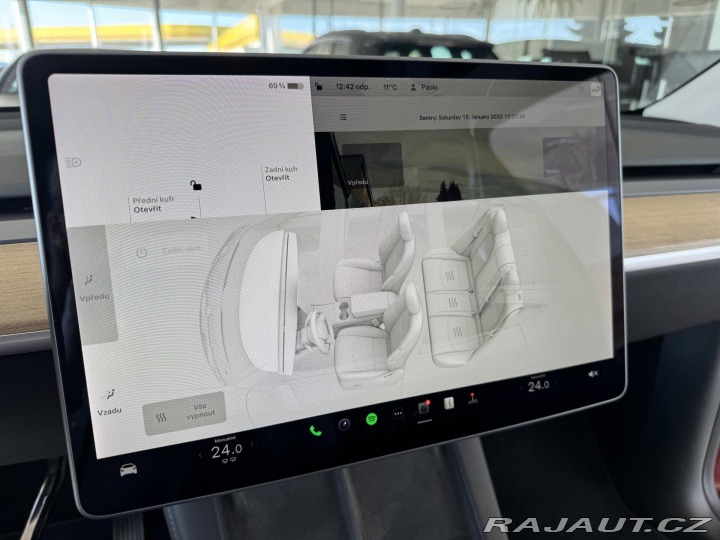 Tesla Ostatní modely Long Range 378kW*AWD*Tažn 2022