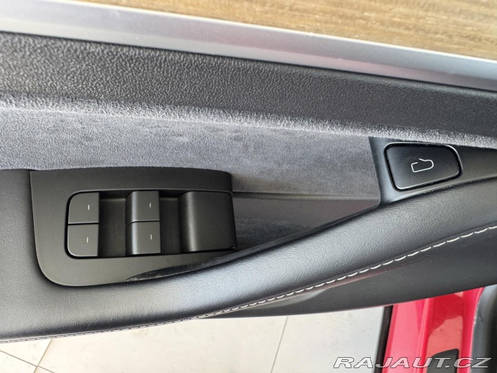Tesla Ostatní modely Y Long Range 378kW*REZERV 2022