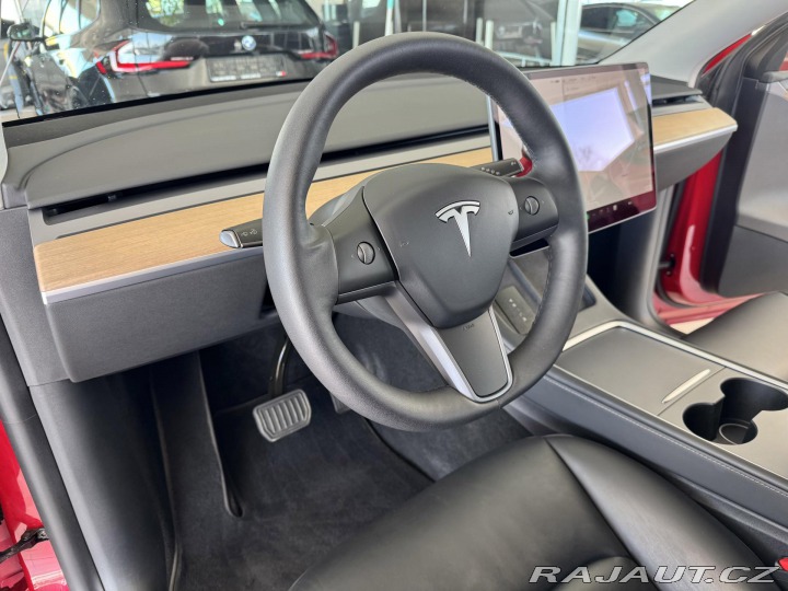 Tesla Ostatní modely  1800