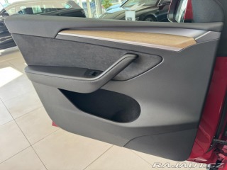 Tesla Ostatní modely 1800