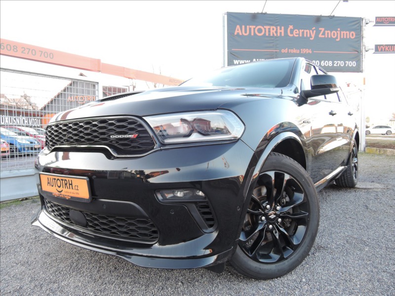 Dodge Durango 5,7 V8 HEMI R/T 6 míst.