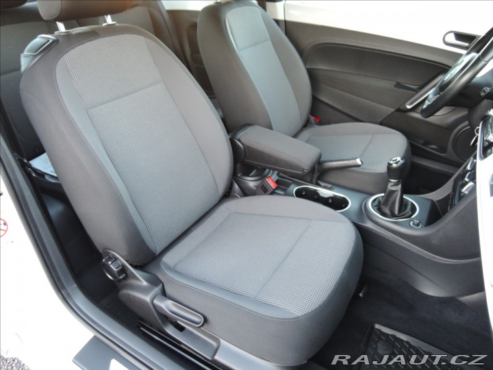 Volkswagen Beetle 1,2 i Servis ČR 112TKM 2012