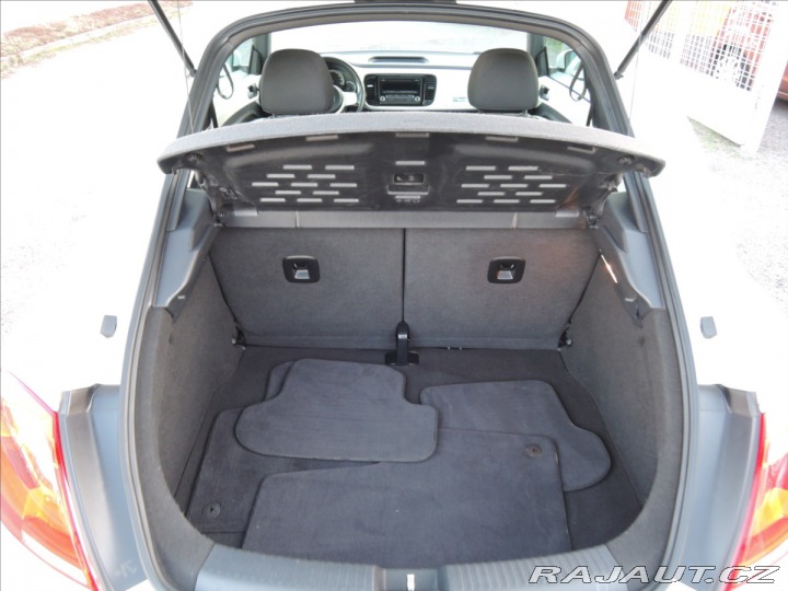 Volkswagen Beetle 1,2 i Servis ČR 112TKM 2012