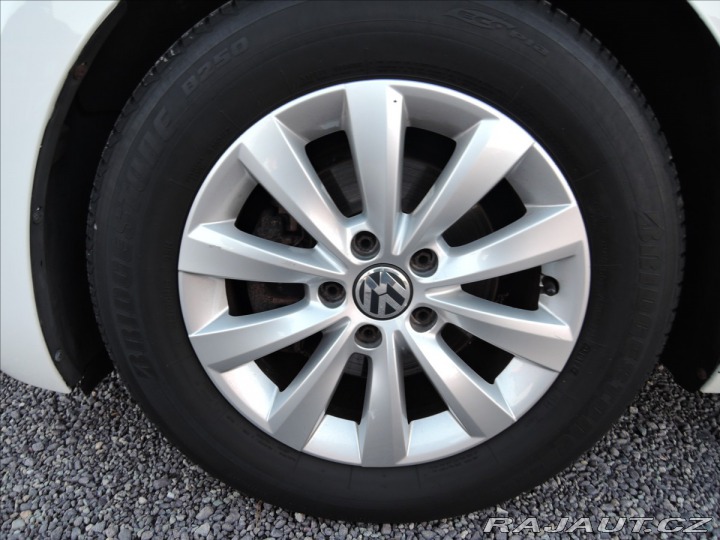 Volkswagen Beetle 1,2 i Servis ČR 112TKM 2012