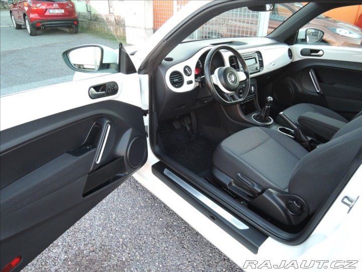 Volkswagen Beetle 1,2 i Servis ČR 112TKM 2012