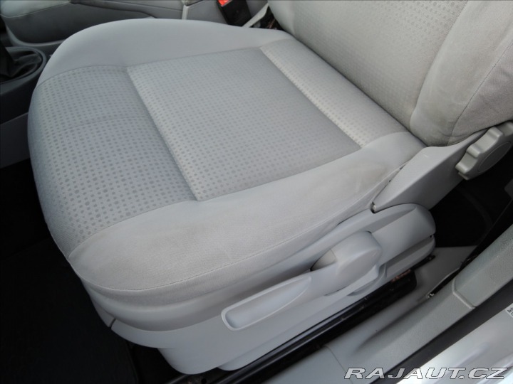 Volkswagen Caddy 1,9 TDi 4motion LIFE Fami 2009