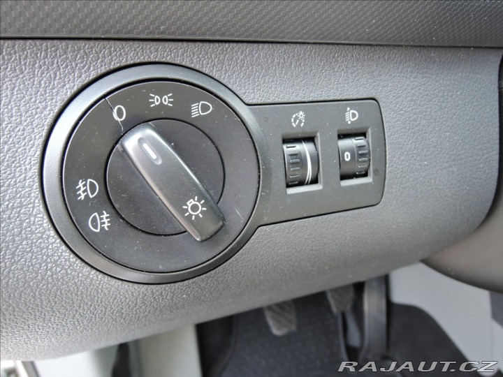 Volkswagen Caddy 1,9 TDi 4motion LIFE Fami 2009