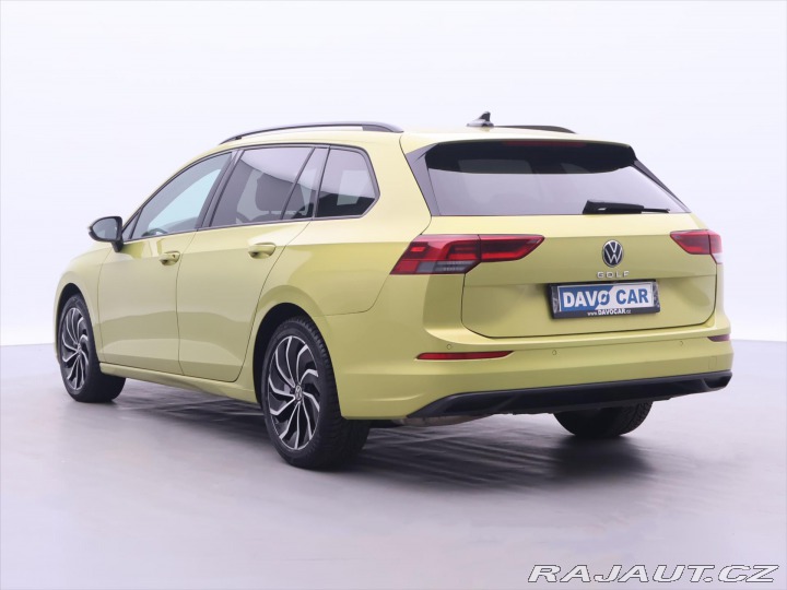 Volkswagen Golf 1,5 TSI 110kW CZ LED 1.Ma 2021