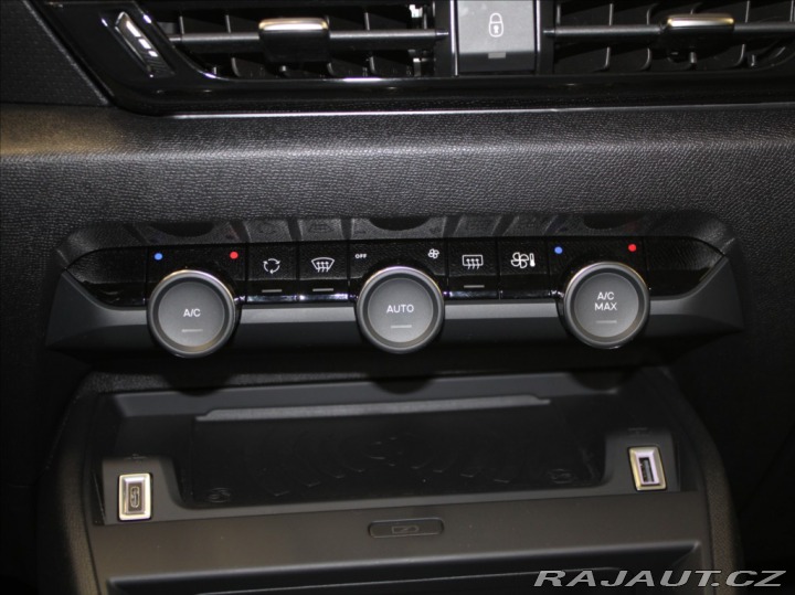 Citroën C4 1,2 PT 96kW AT Max 6 520k 2024