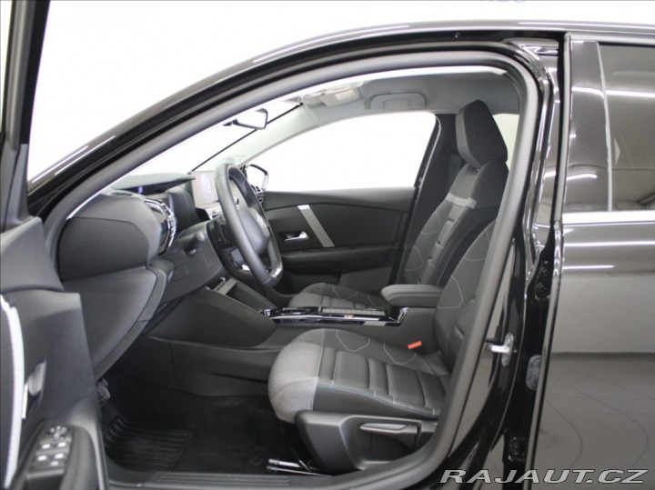 Citroën C4 1,2 PT 96kW AT Max 6 520k 2024