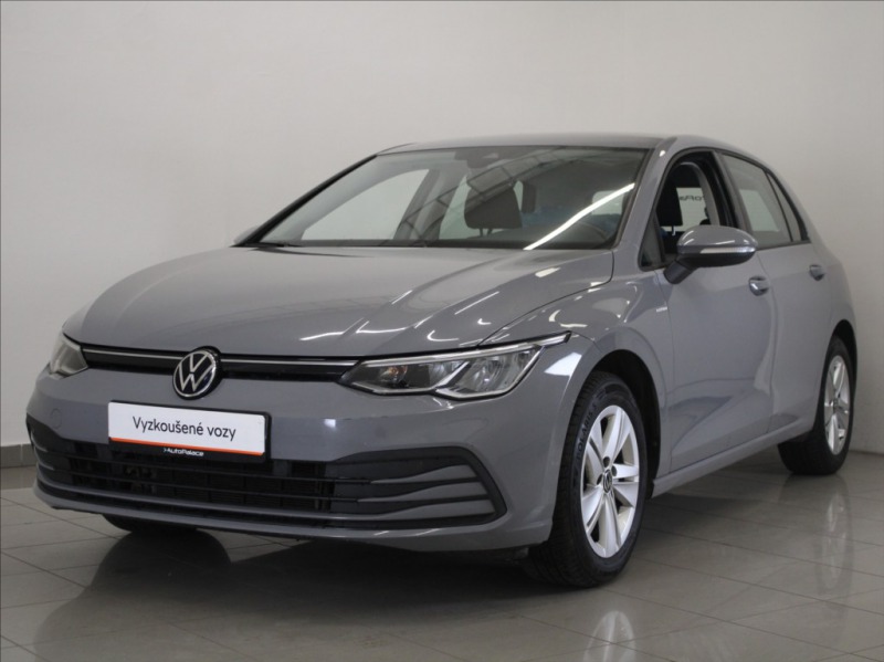 Volkswagen Golf 1,0 TSi 81kW Life ČR 73tk