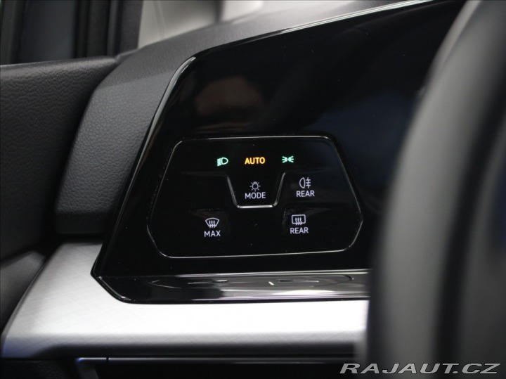 Volkswagen Golf 1,0 TSi 81kW Life ČR 73tk 2021