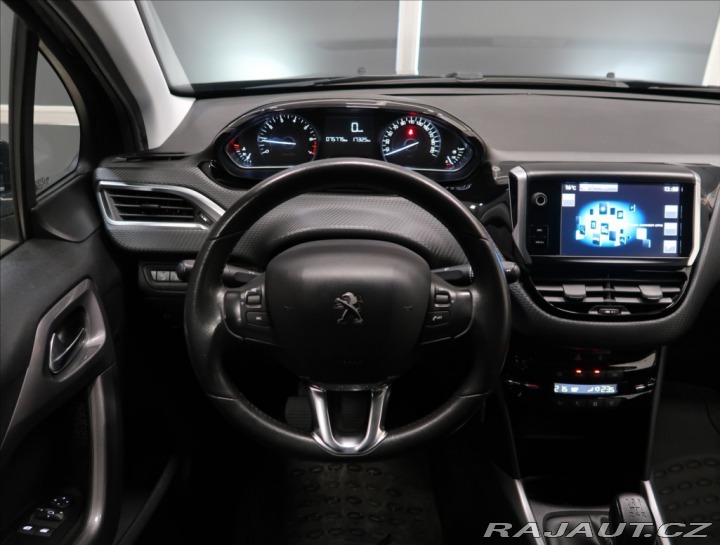 Peugeot 2008 1,2 PURETECH ČR 1. MAJ VÝ 2016