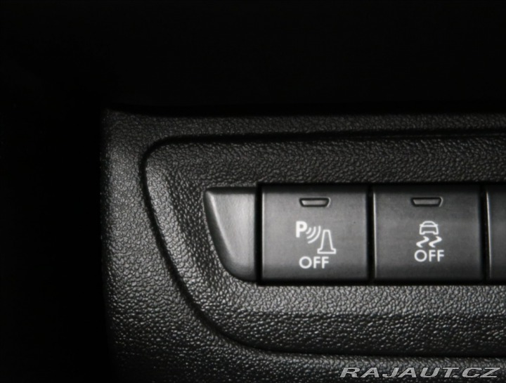 Peugeot 2008 1,2 PURETECH ČR 1. MAJ VÝ 2016