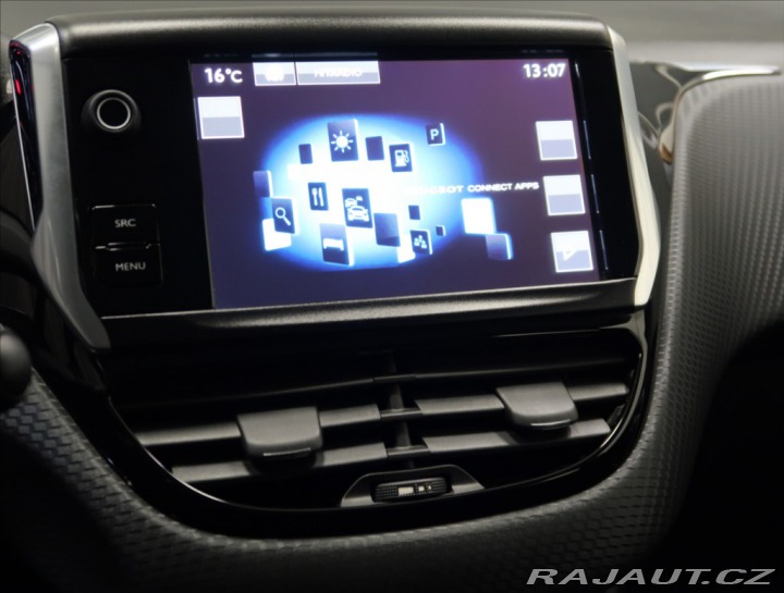 Peugeot 2008 1,2 ČR 1. MAJITEL VÝHŘEV 2016