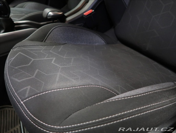 Peugeot 2008 1,2 PURETECH ČR 1. MAJ VÝ 2016