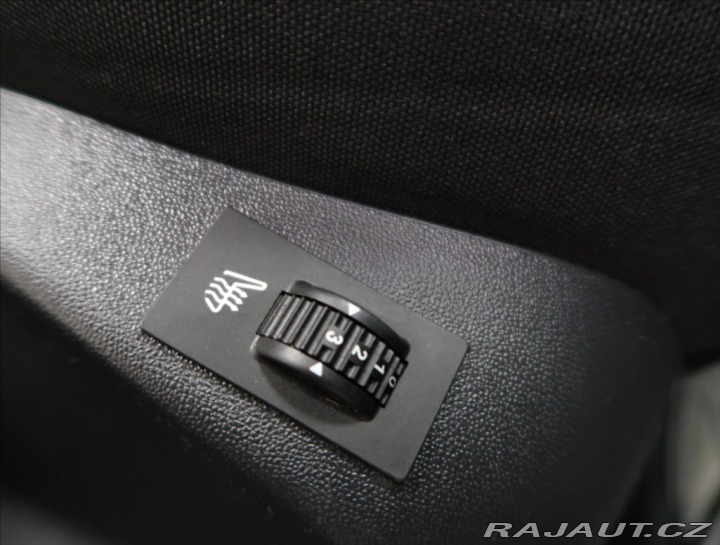 Peugeot 2008 1,2 PURETECH ČR 1. MAJ VÝ 2016