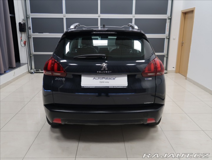 Peugeot 2008 1,2 PURETECH ČR 1. MAJ VÝ 2016