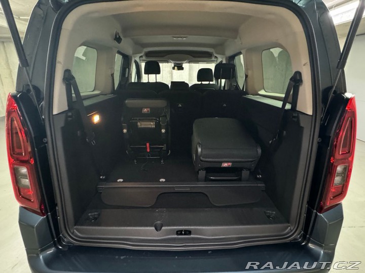 Toyota ProAce City Verso 1.5, D, MT, Long, Family 2026