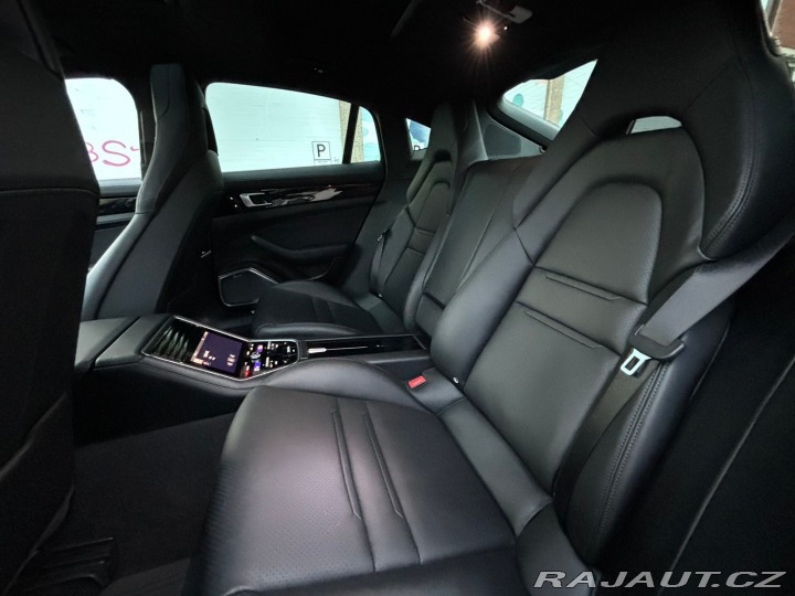 Porsche Panamera Performances 2017