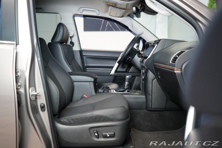 Toyota Land Cruiser 2.8 D-4D*4WD*150*EXECUTIV 2024