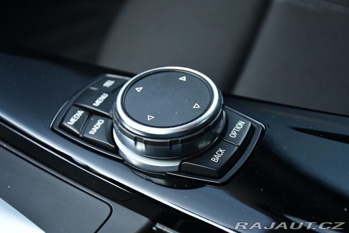 BMW 3 330d SPORT TAŽNÉ PO ROZVO 2014