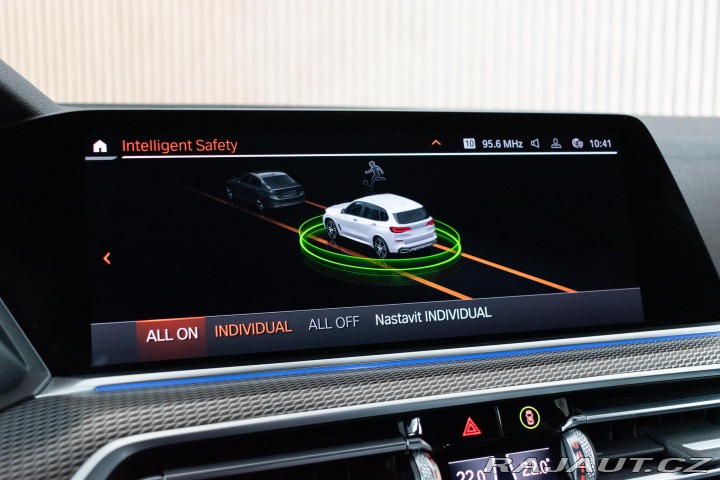 BMW X5 xDrive30d ///MSPORT*TAŽNÉ 2019