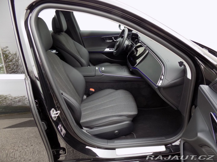 Mercedes-Benz E 300de/Digital-Light/Hybri 2024