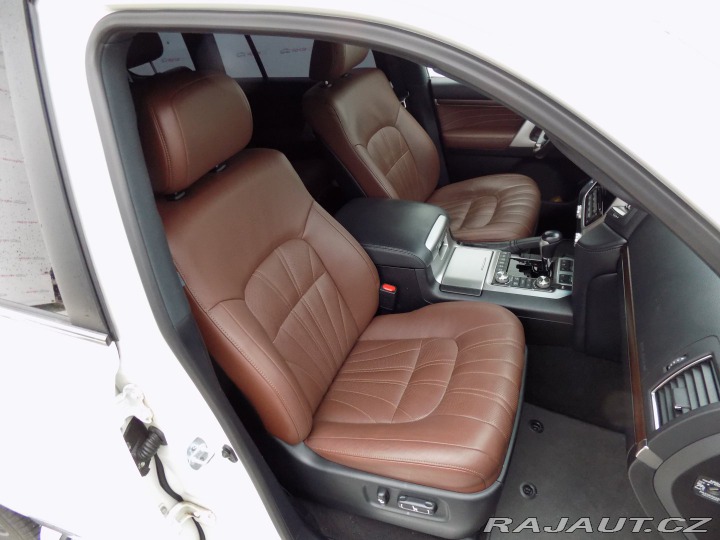 Toyota Land Cruiser 200/4.5/V8/Executive Loun 2020