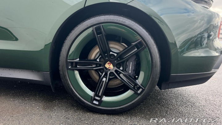 Porsche Taycan Sport Turismo 2024