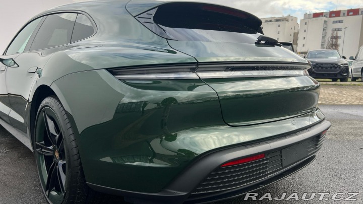Porsche Taycan Sport Turismo 2026