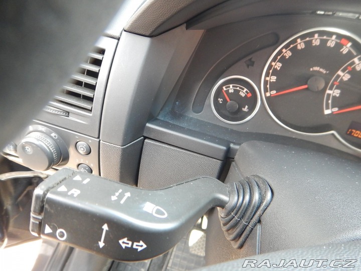 Opel Meriva 1.4i, DIGIKLIMA, TAŽNÉ 2010