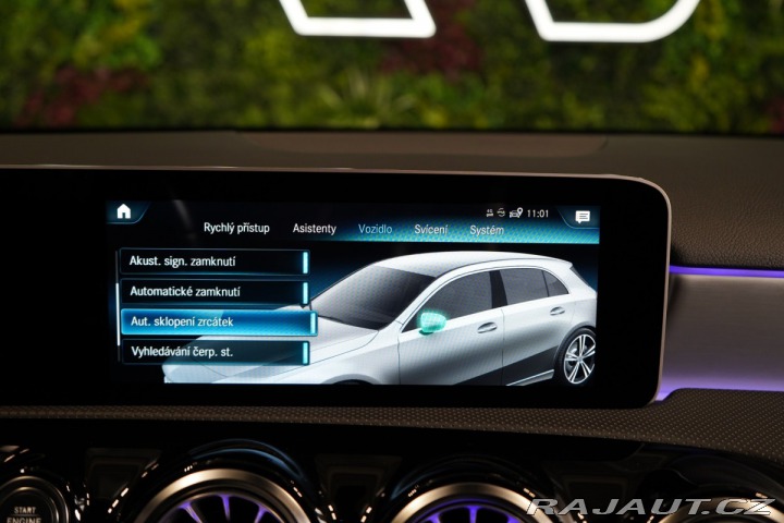 Mercedes-Benz A 180*AMG*KAMERA*LED*KEYLES 2020