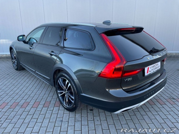 Volvo V90 D5 AWD 173kW 2019