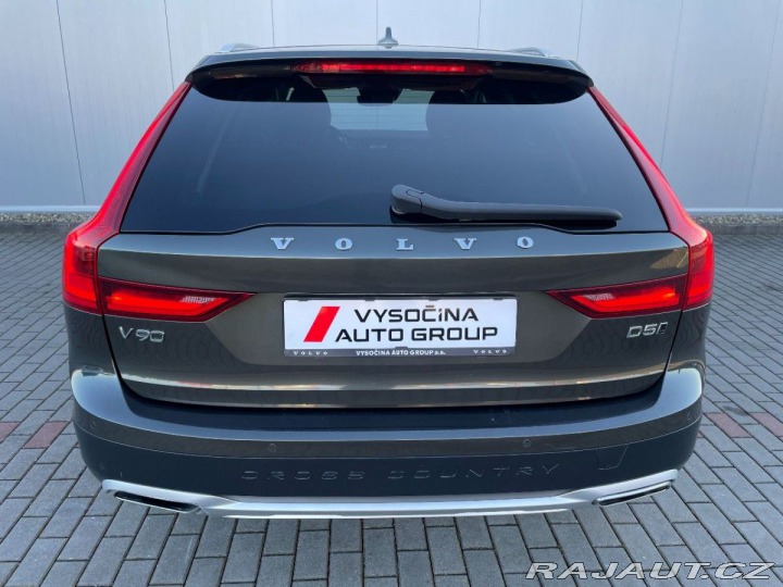 Volvo V90 D5 AWD 173kW 2019