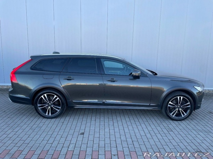 Volvo V90 D5 AWD 173kW 2019