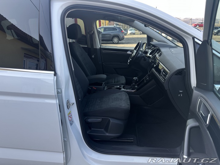 Volkswagen Touran 1.4TSi 110kW DSG/ČR/1MAJ/ 2018