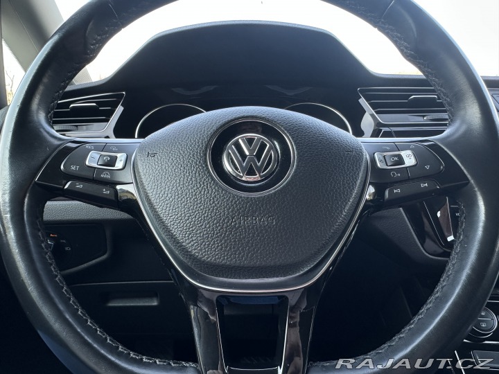 Volkswagen Touran 1.4TSi 110kW DSG/ČR/1MAJ/ 2018