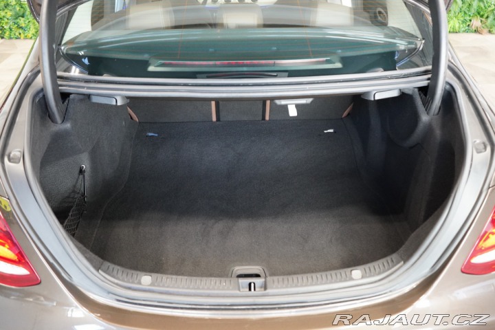 Mercedes-Benz E 220d*AVANTGARDE*HUD*360*L 2017