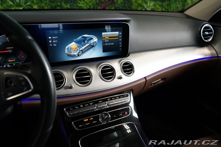 Mercedes-Benz E 220d*AVANTGARDE*HUD*360*L 2017