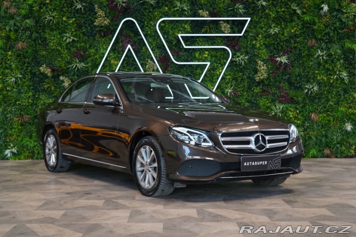 Mercedes-Benz E 220d*AVANTGARDE*HUD*360*L 2017