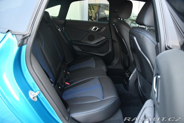 BMW 2 218d M-SPORT SNAPPER-ROCK 2024