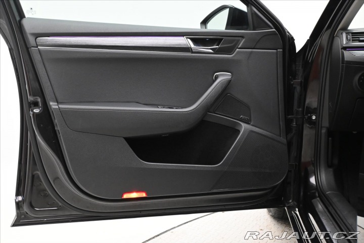 Škoda Superb 2,0 TDi 110kW DSG STYLE Z 2021