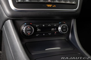 Mercedes-Benz GLA d 4MATIC Vyhřívaná sedadl 2016