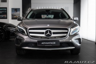 Mercedes-Benz GLA d 4MATIC Vyhřívaná sedadl 2016