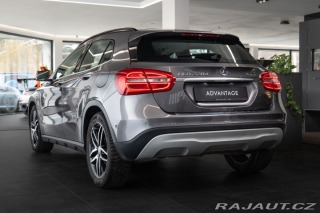 Mercedes-Benz GLA d 4MATIC Vyhřívaná sedadl 2016
